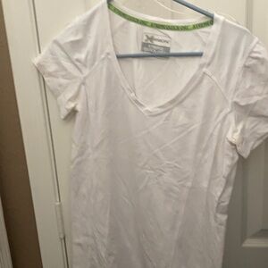 FINAL MARKDOWN Ladies xersion tee small